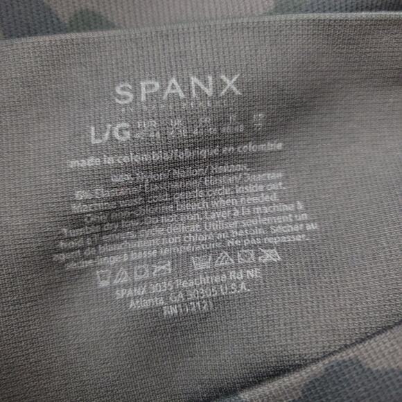 Spanx Athletic Hiking Workout Women's Brown Black Camo Capri Leggings L - Picture 4 of 4